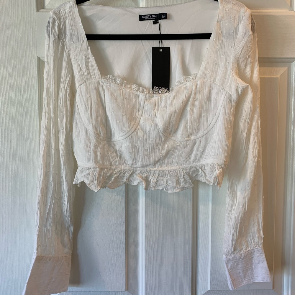 White long sleeve crop top